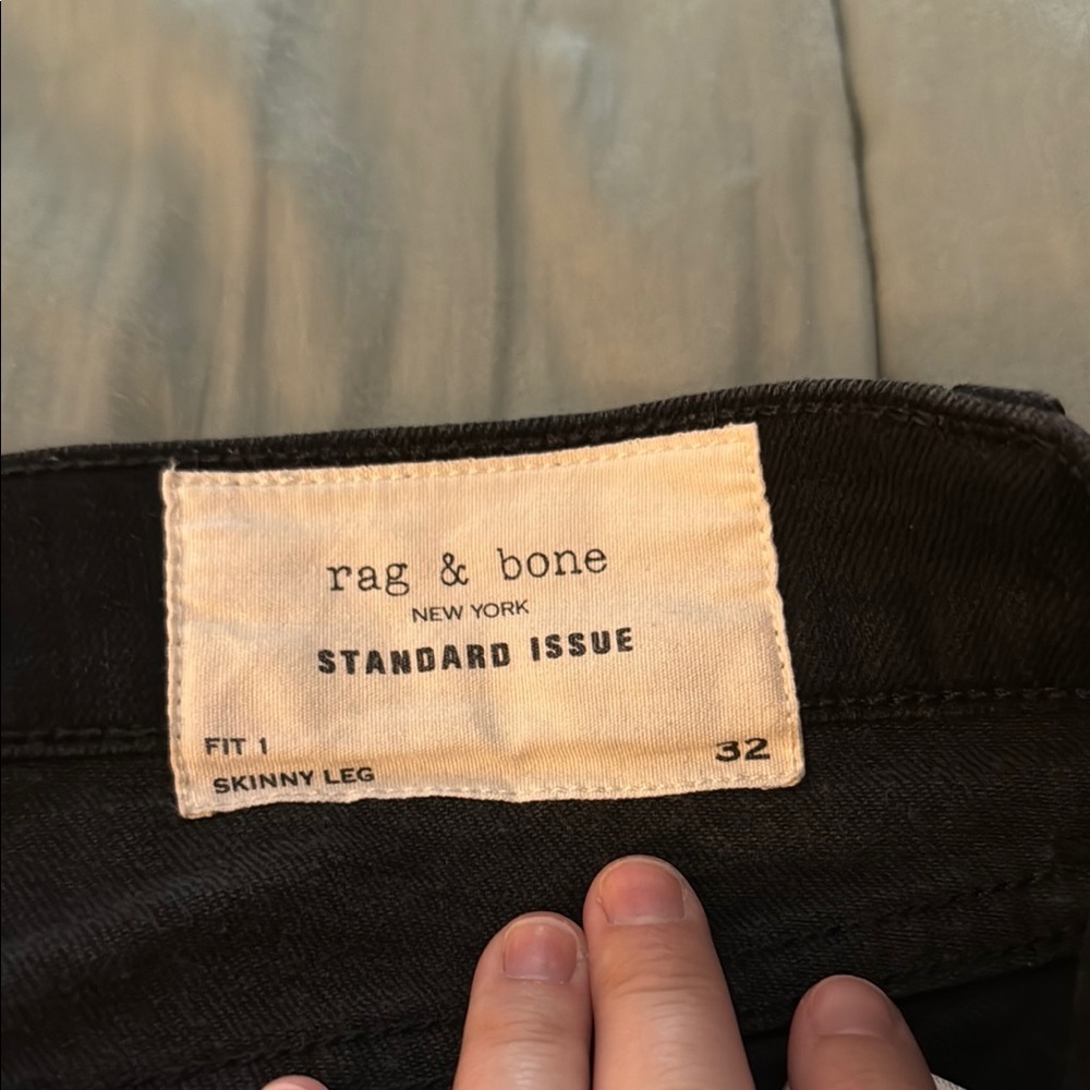 Men's Black Jeans - Picture 2 of 2